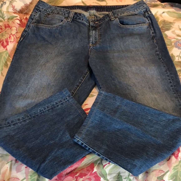 TALBOTS size 16W Boyfriend Jeans
Flat front classic blue 100% cotton $99 LikeNEW - Picture 2 of 13